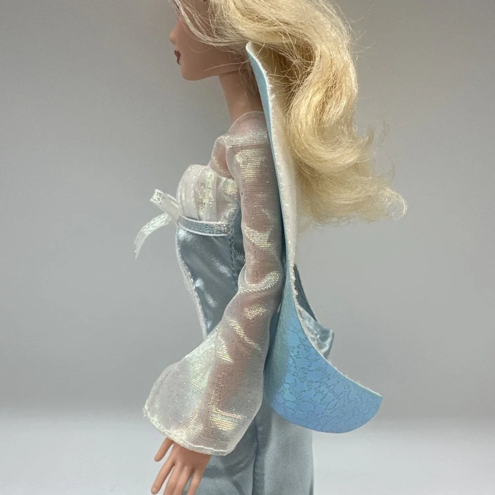 2006 Holiday Angel Barbie J0590 Mattel Blonde Doll Original Dress Wings